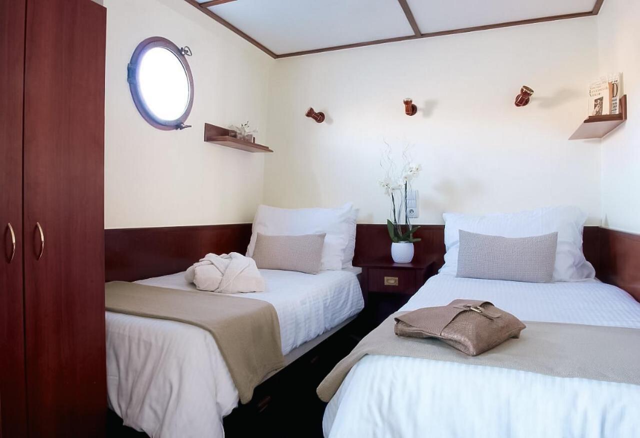 Bateau Hotel A Quai Le Chardonnay Awinion Zewnętrze zdjęcie